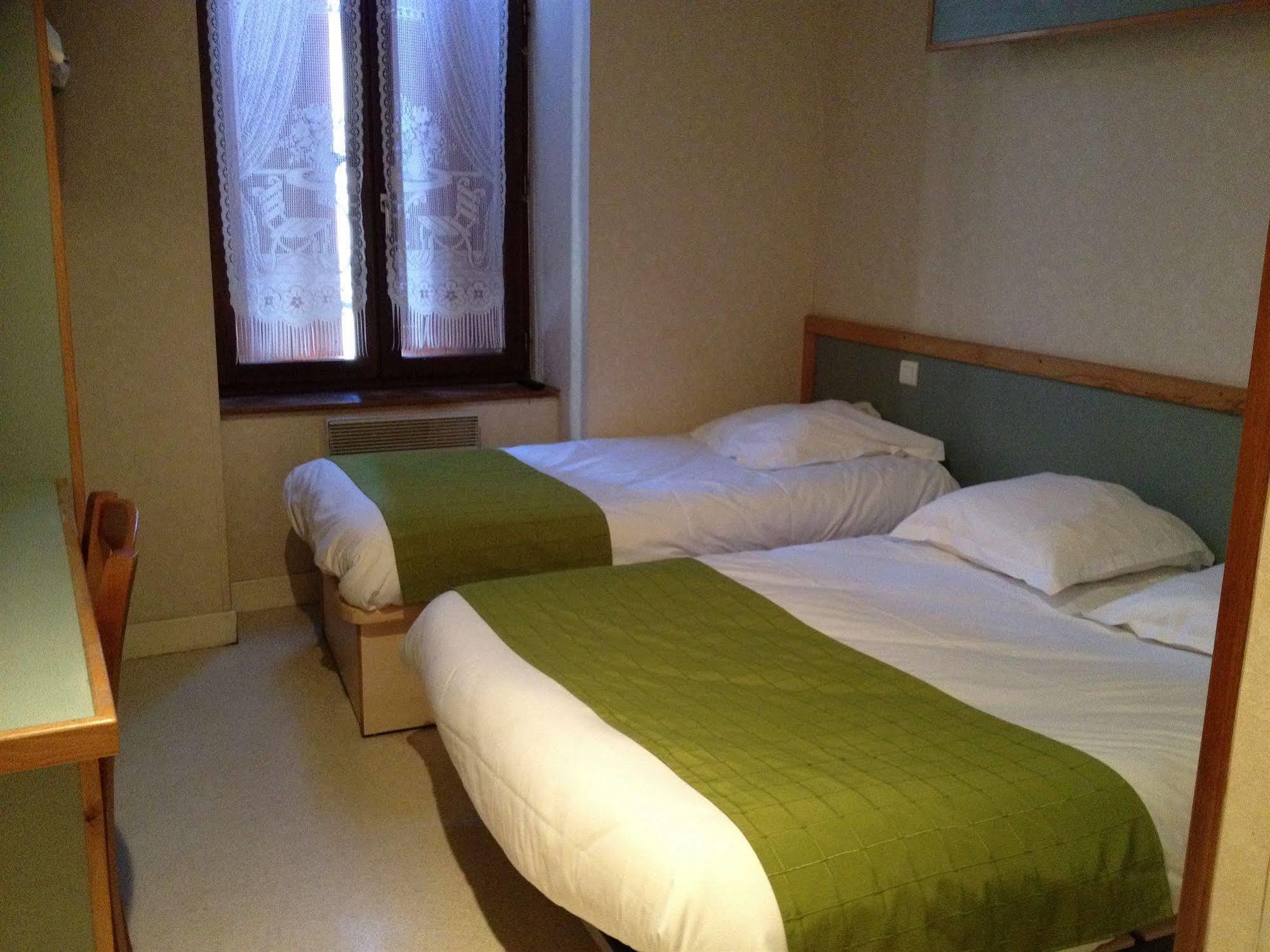 Hotel De La Gare Sévérac-le-Château Zewnętrze zdjęcie