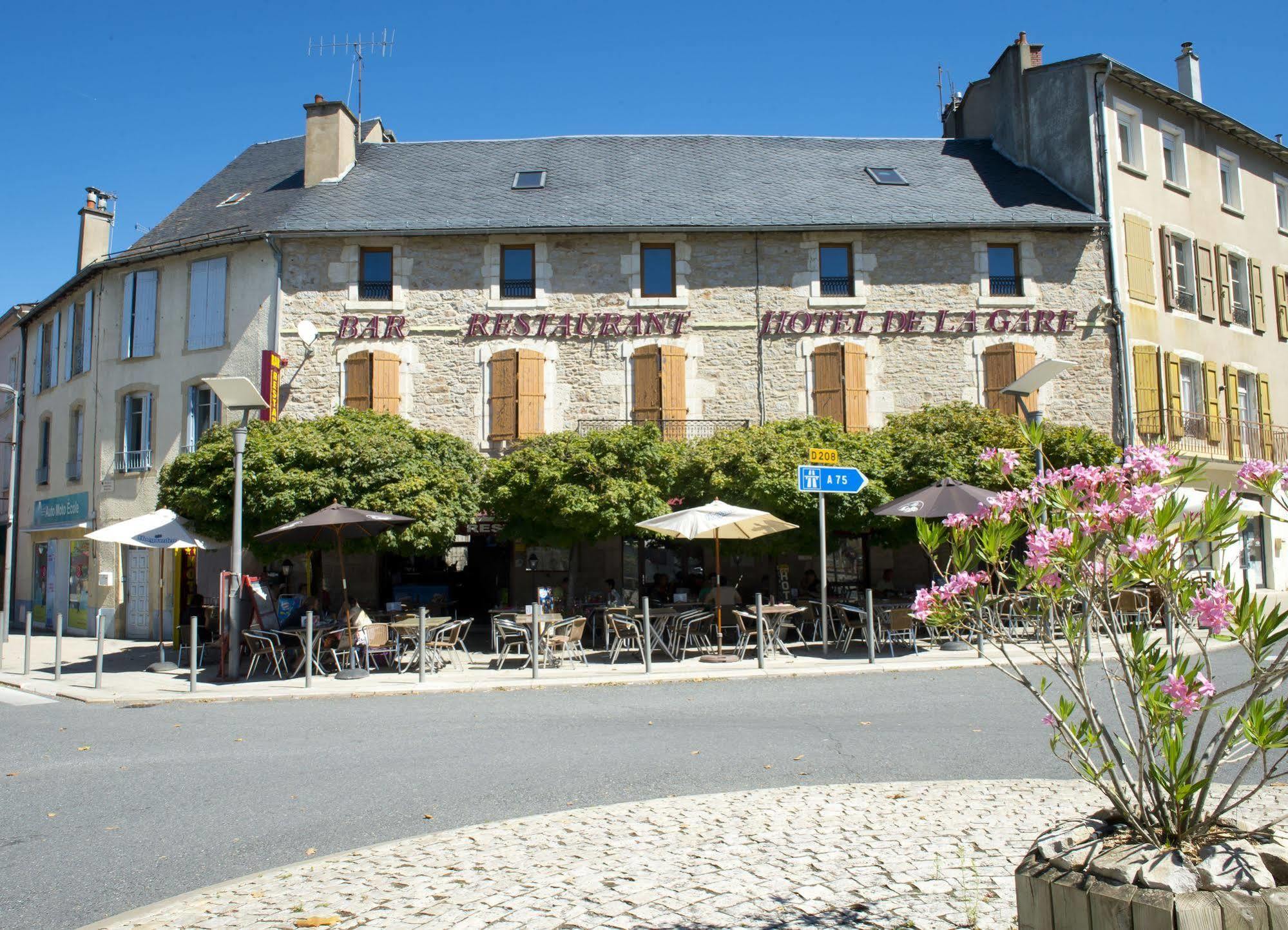 Hotel De La Gare Sévérac-le-Château Zewnętrze zdjęcie