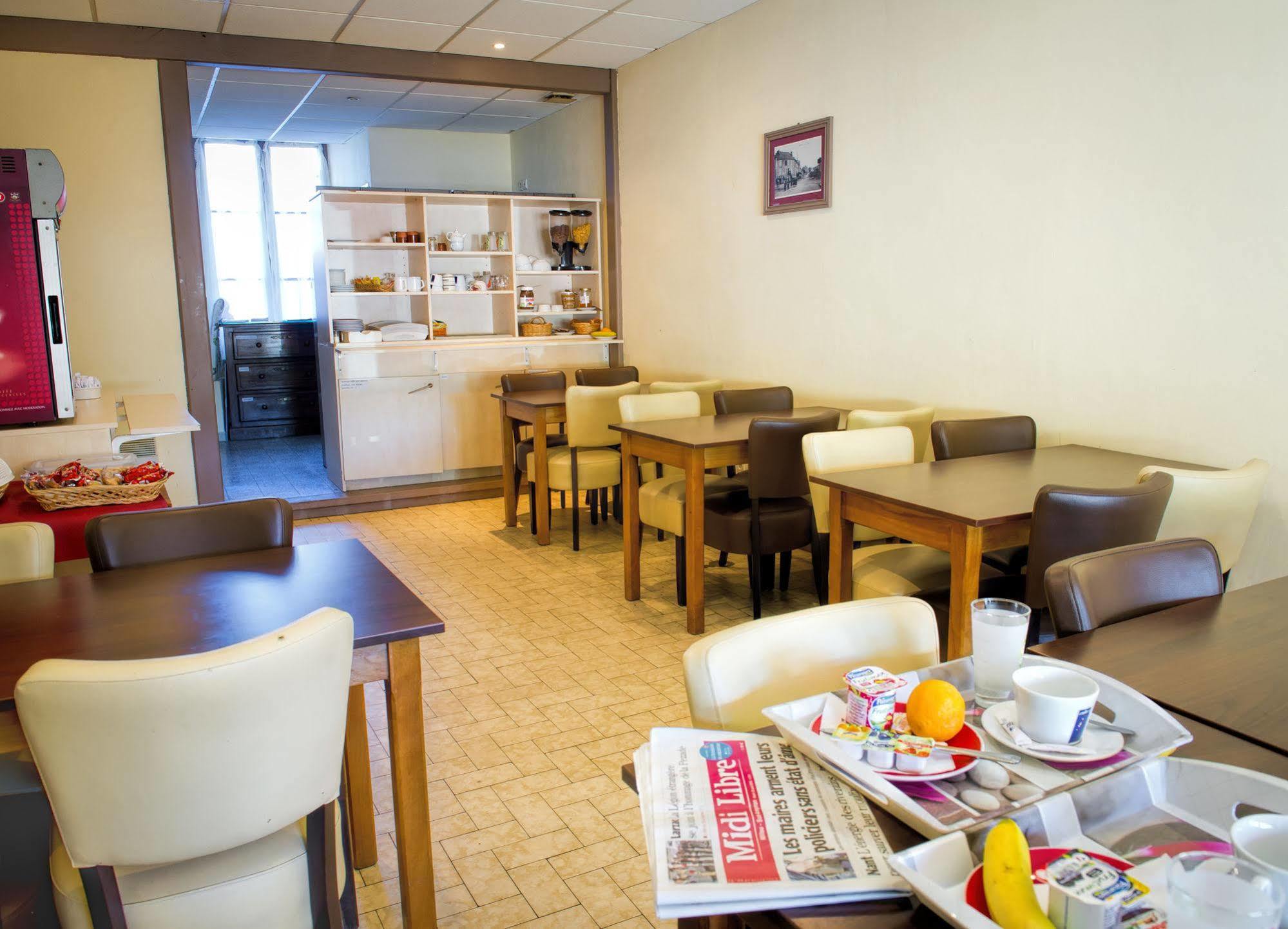 Hotel De La Gare Sévérac-le-Château Zewnętrze zdjęcie