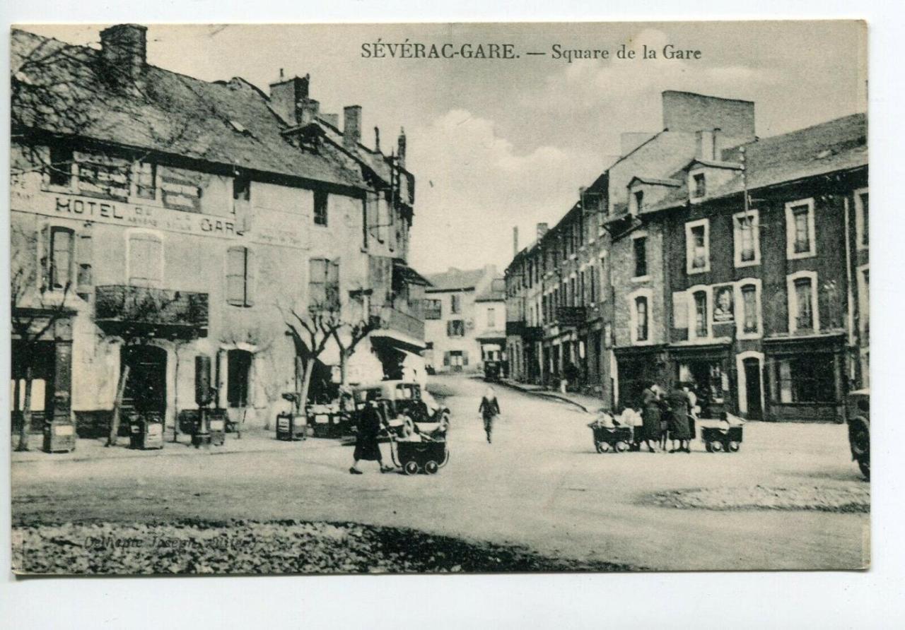 Hotel De La Gare Sévérac-le-Château Zewnętrze zdjęcie